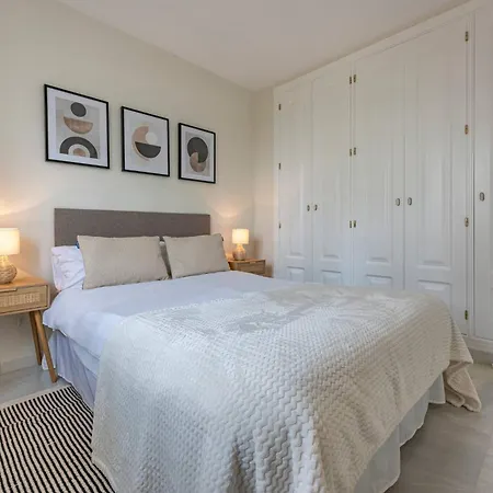 Marvellous 3 Bedroom Flat With Pool And Terrace 아파트