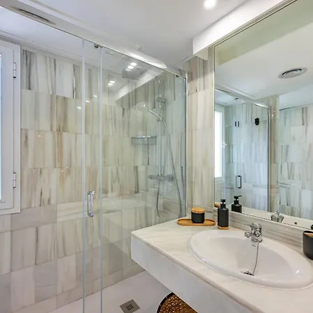 Marvellous 3 Bedroom Flat With Pool And Terrace * 마르베야