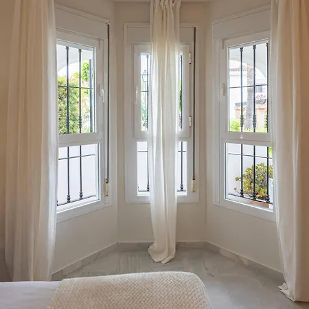 Marvellous 3 Bedroom Flat With Pool And Terrace Apartmán Marbella