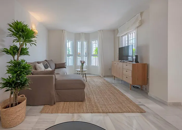 Marvellous 3 Bedroom Flat With Pool And Terrace Lägenhet