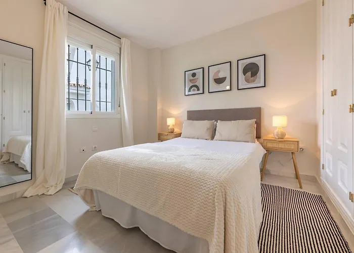Marvellous 3 Bedroom Flat With Pool And Terrace * Marbella