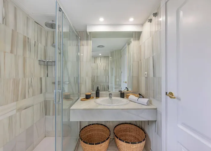 Marvellous 3 Bedroom Flat With Pool And Terrace Lägenhet *