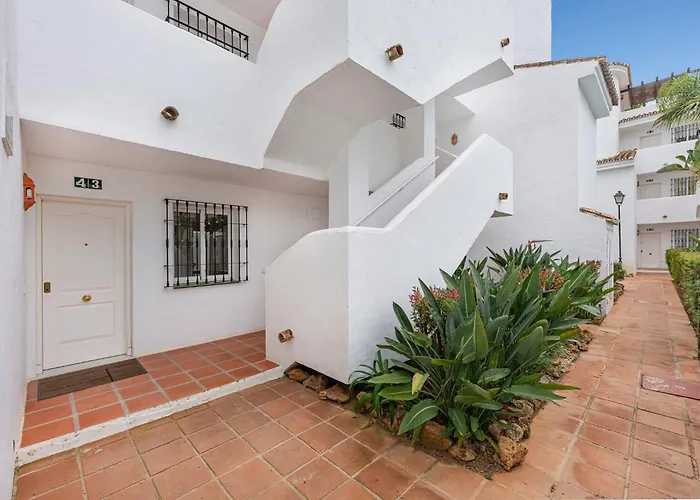 Marvellous 3 Bedroom Flat With Pool And Terrace