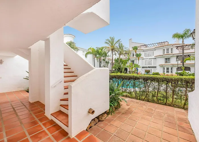 Marvellous 3 Bedroom Flat With Pool And Terrace Lägenhet Marbella