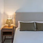 Appartement Marvellous 3 Bedroom Flat With Pool And Terrace