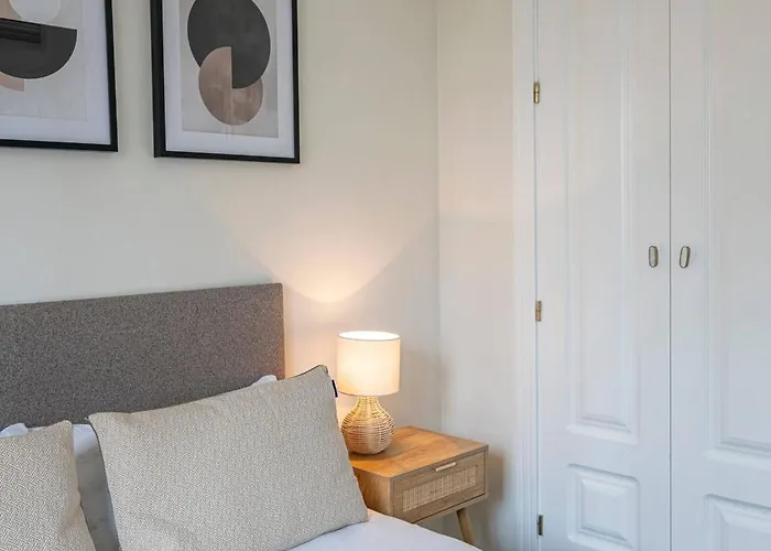 Marvellous 3 Bedroom Flat With Pool And Terrace
