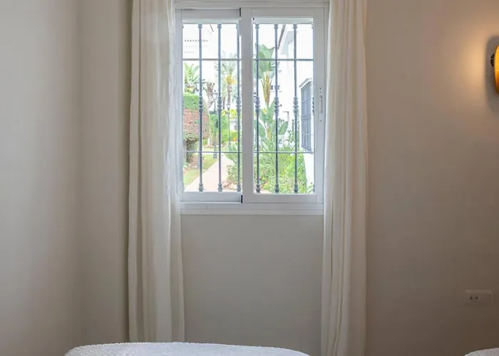 Marvellous 3 Bedroom Flat With Pool And Terrace Appartamento Marbella